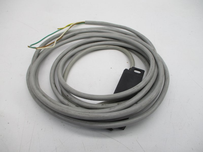EUCHNER CMS-R-AXH (AS PICTURED) UNMP