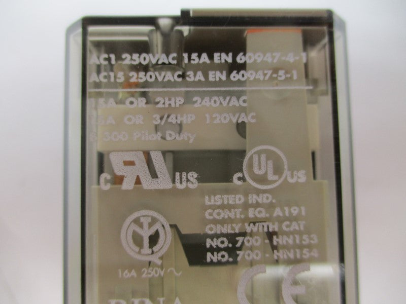 ALLEN BRADLEY 700-HB32Z12 SER. D 12VDC 15A UNMP