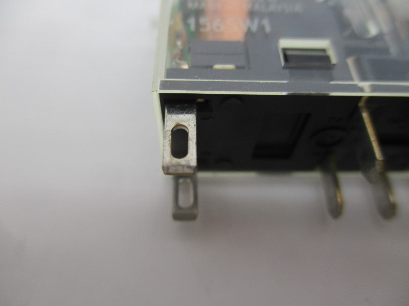 ALLEN BRADLEY 700-HK32A1-4 SER. A 120VAC 5A UNMP