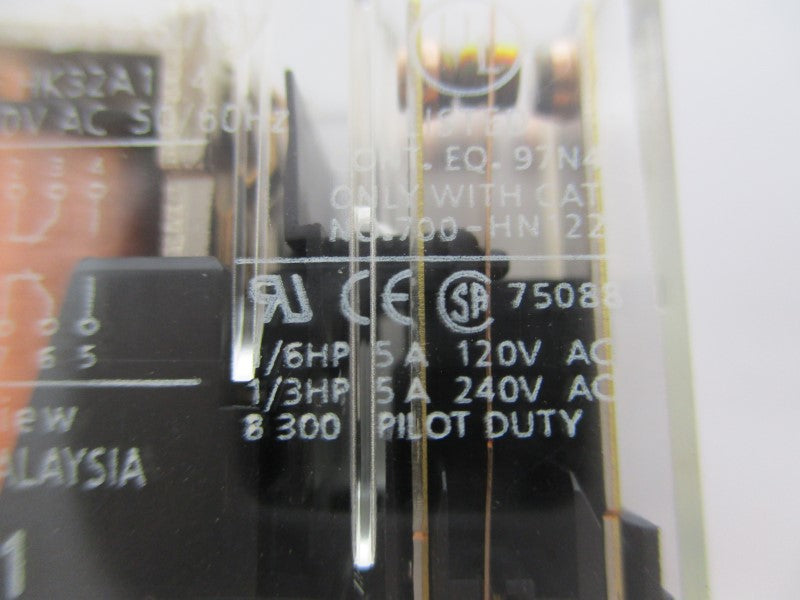 ALLEN BRADLEY 700-HK32A1-4 SER. A 120VAC 5A UNMP