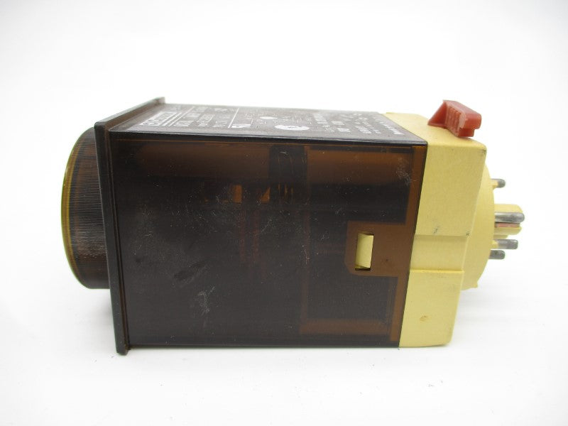 CROUZET 88.226.513 120-240VAC 8A 6M-12H UNMP