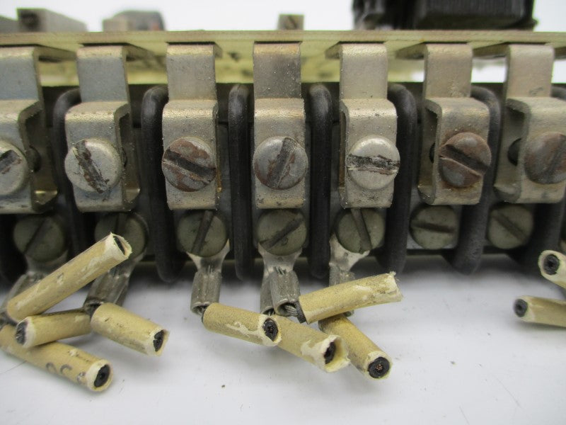 ALLEN BRADLEY 12M03-00211-00 UNMP