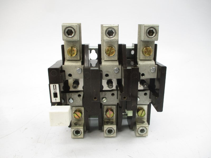 CUTLER HAMMER C300EN3 SER. A2 100A NSMP
