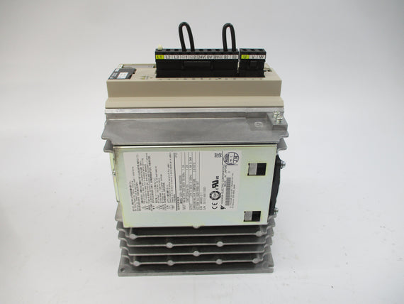 YASKAWA SGDV-1R9DE1A002000100 380-480VDC 1.2A NSMP