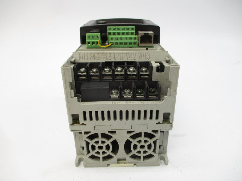 ALLEN BRADLEY 22A-D8P7N104 SER. A F/W 4.02 380-480VAC 9.0A (AS PICTURED) UNMP