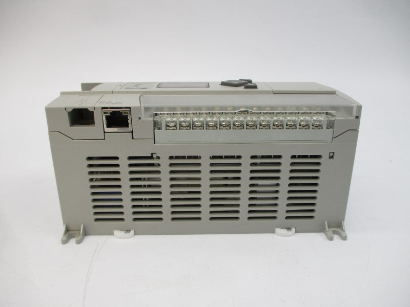 ALLEN BRADLEY 1766-L32BWA SER. B F/W 15 100-240VAC NSMP