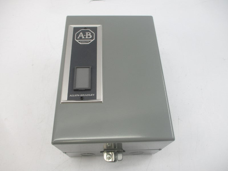 ALLEN BRADLEY 500L-BAD94 SER. B 110/115-120V 30A (BR/WH) NSMP