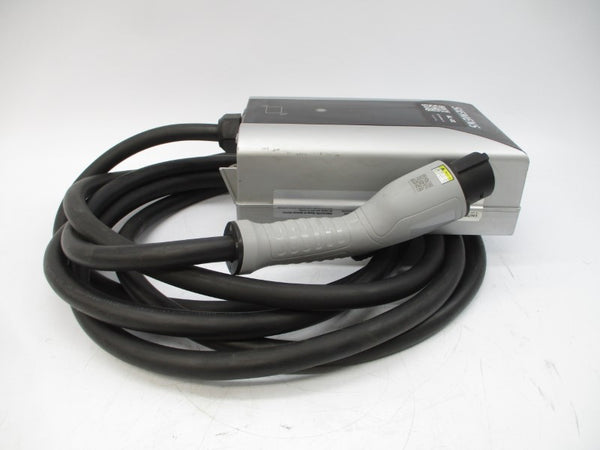 SIEMENS 8EM1310-4CF14-0GA0 208/240V 40A REV. 0.1 NSNP