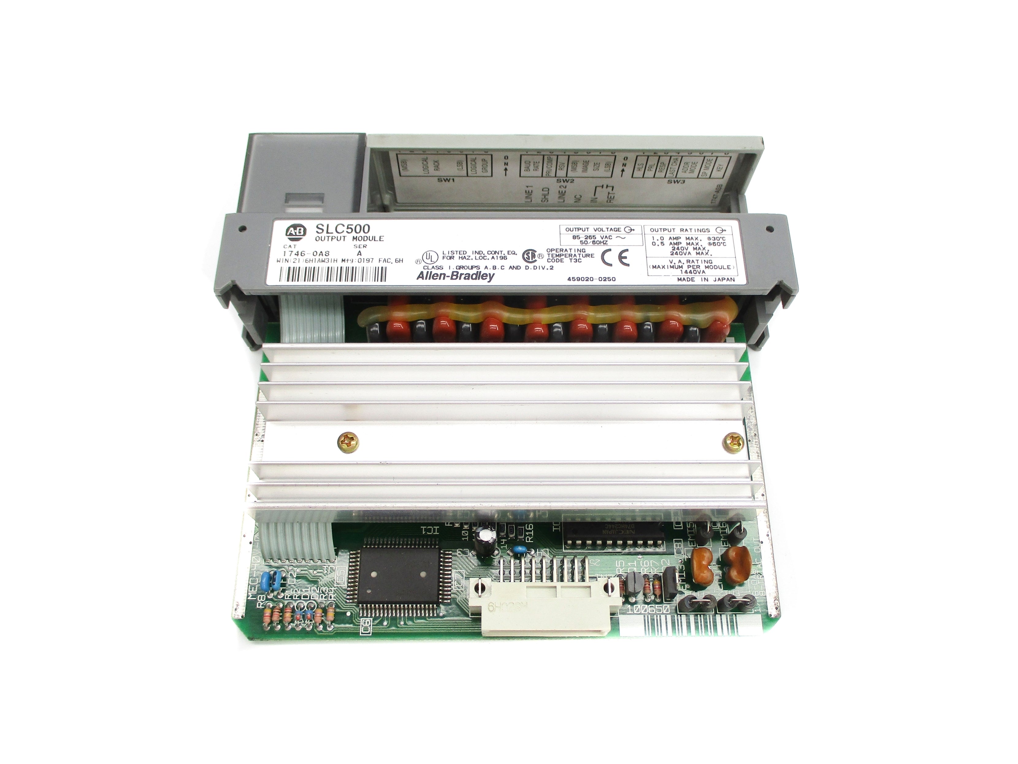 ALLEN BRADLEY 1746-OA8 SER. A 85-265VAC NSNP