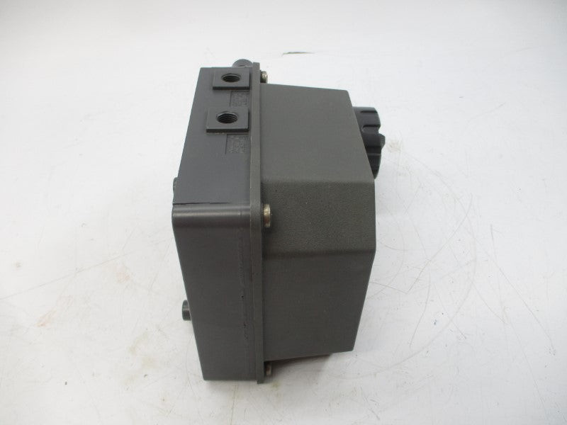 FISHER 3722 30VDC NSNP