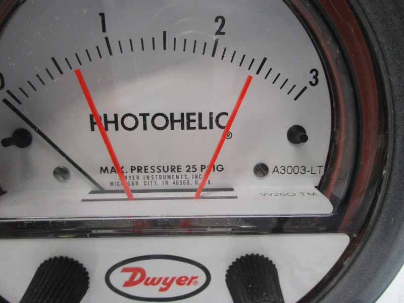 DWYER A3003-LT 120/240VAC 10A 25PSI NSMP