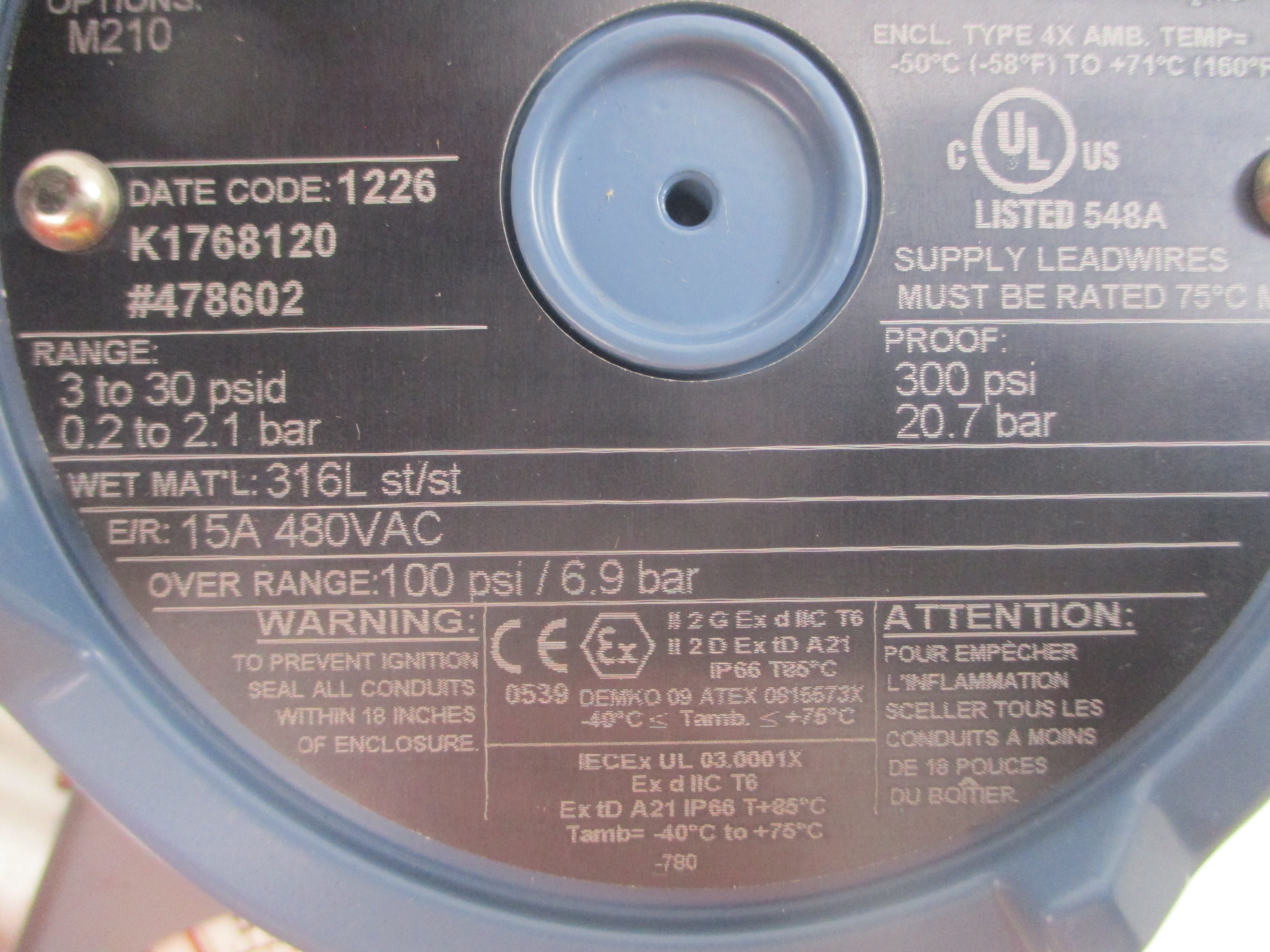 UNITED ELECTRIC H122K-S147B 480VAC 15A 3-30PSI NSMP