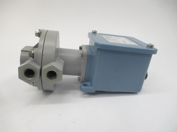 UNITED ELECTRIC CONTROLS H105K-45695050 480VAC 15A 2-20PSI NSMP