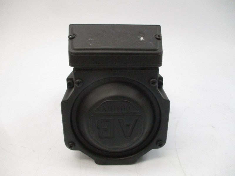 ALLEN BRADLEY MPL-B430P-MJ24AA SER. A 460VAC 9.2A UNMP