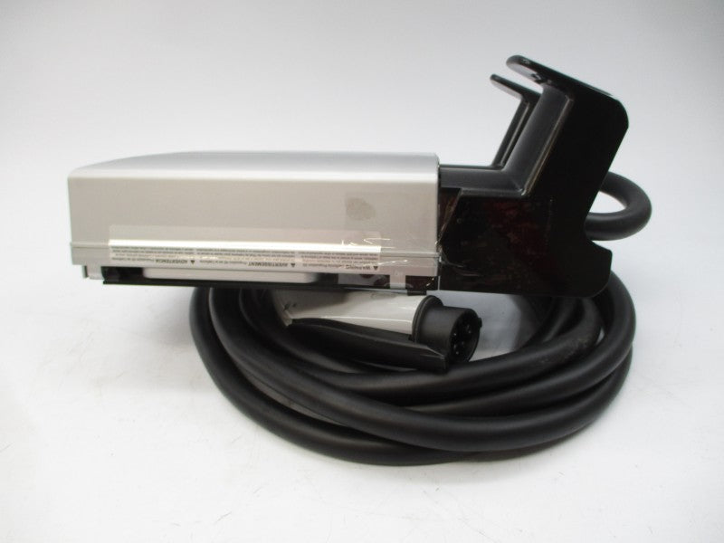 SIEMENS 8EM1312-5CF18-0FA3 208/240V 48A REV. 0.1 UNMP