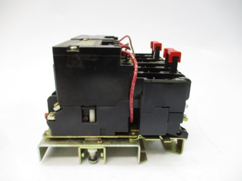 SQUARE D 8502SCO-2S SER. A 110/120V 30A UNMP