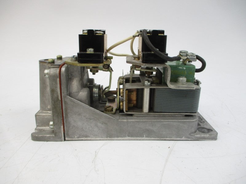 CANADIAN GENERAL ELECTRIC CR2820B410CA42 SER. A 230/250V NSMP