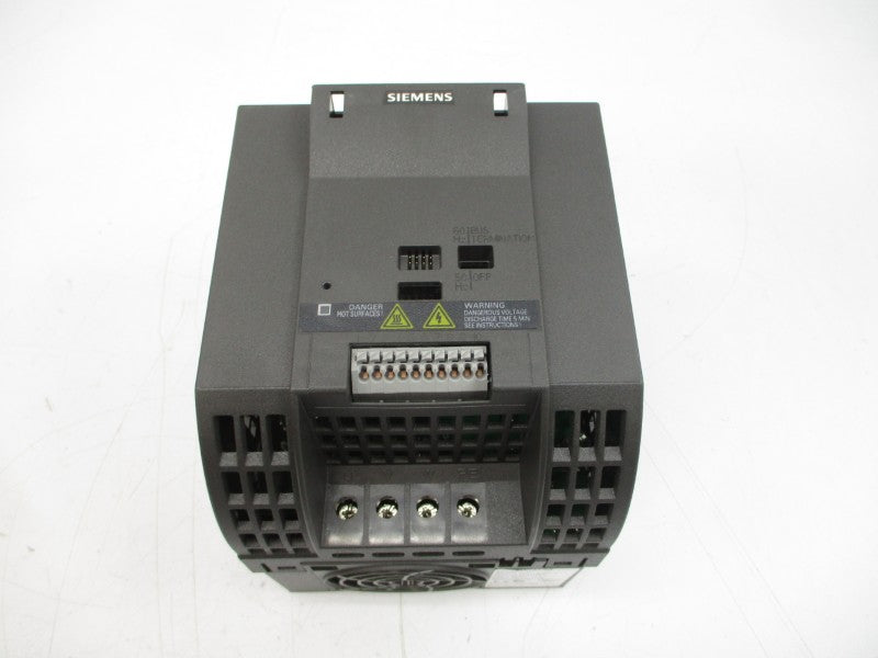 SIEMENS 6SL3211-0AB21-5UA1 200-240VAC 19.7A NSMP