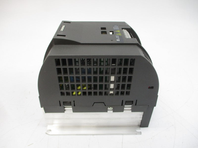 SIEMENS 6SL3211-0AB21-5UA1 200-240VAC 19.7A NSMP