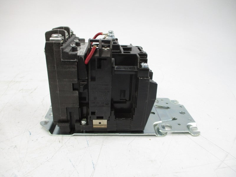 ALLEN BRADLEY 500F-AOD930 SER. 1 110/115-120V 18A (BR/WH) NSMP