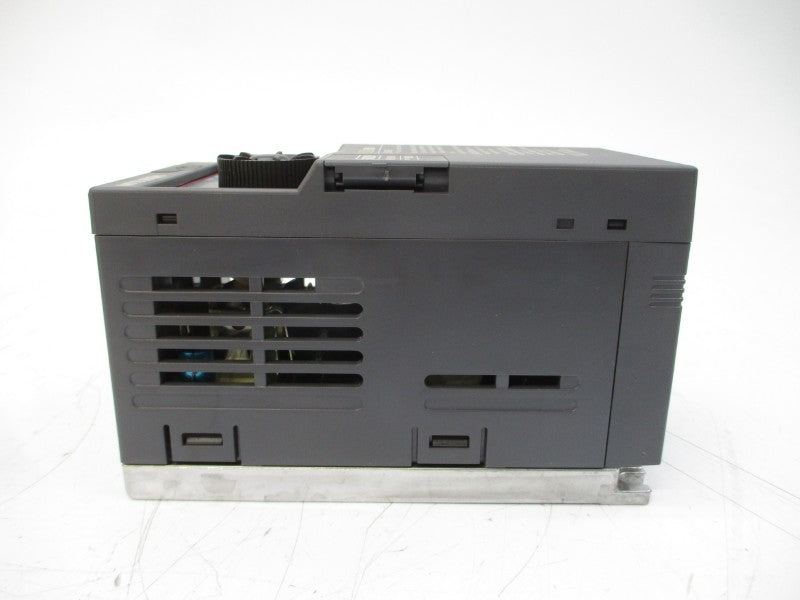 MITSUBISHI FR-E720-0.1K 200-240VAC 1.5A NSMP