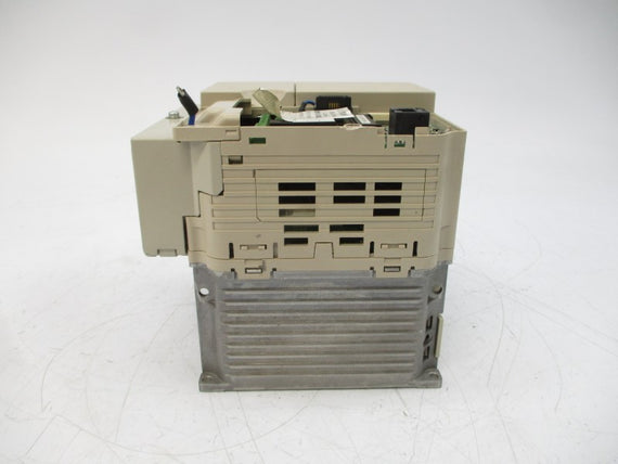YASKAWA ELECTRIC CIMR-VU2A0020FAA 200-240VAC 24.0/18.9A REV. A (AS PICTURED) NSNP