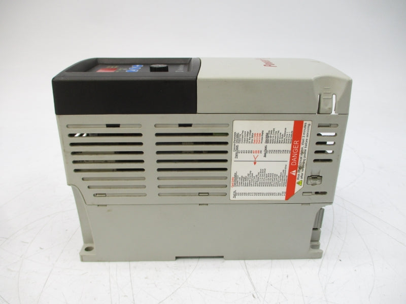 ALLEN BRADLEY 22B-D1P4N104 SER. A F/W 3.03 380-480VAC 1.4A NSNP