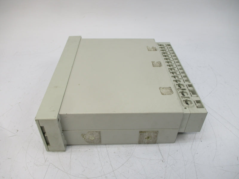 SIEMENS 7SJ6005-4EA00-0DA1/BB 240VAC 5A NSNP