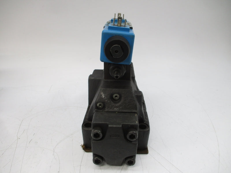 VICKERS DG5V8S6C2ETMUB10 02-393211 110/120V .46/.48A 5000PSI NSNP