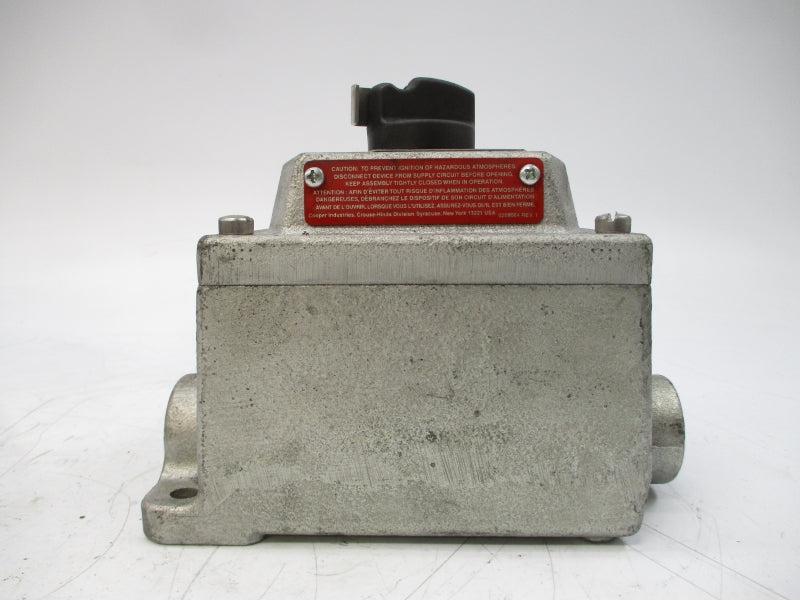 COOPER CROUSE-HINDS EDSC21271 600VAC UNMP