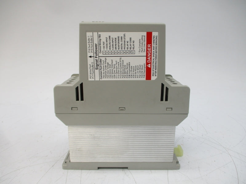 ALLEN BRADLEY 160-AA02NSF1P1 SER. C F/W 7.06 200-240V 2.8A NSMP