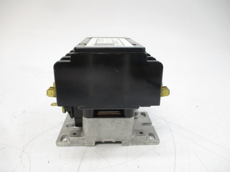 GENERAL ELECTRIC CR353ABY15A 110/120VAC 35A NSMP