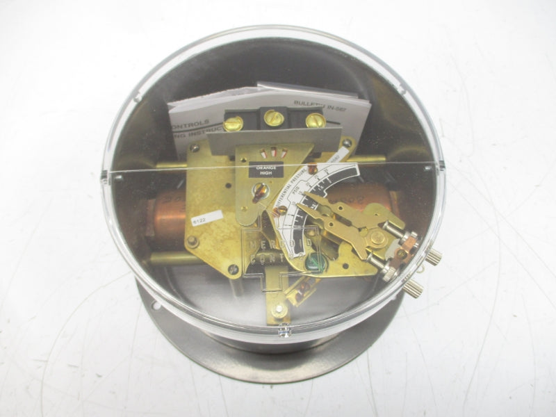 MERCOID DPA-7033-153-64 480VAC 15A 0-30PSI NSMP
