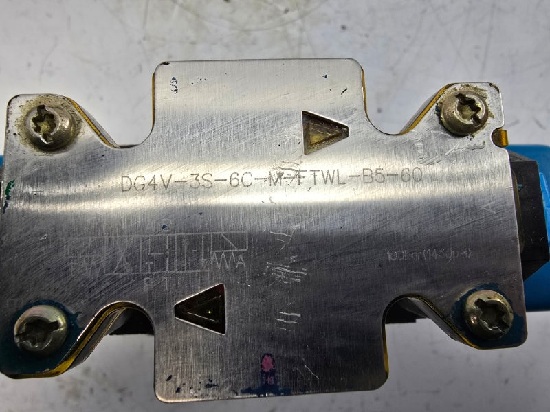 VICKERS DG5S4-049C-M-FTWL-B5-60 02-135083 110/120V .46/.48A 1450/3000PSI UNMP