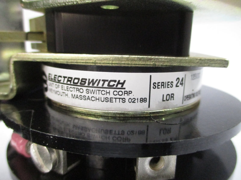 ELECTROSWITCH 7802D SER. 24 120/240VAC 20A NSMP