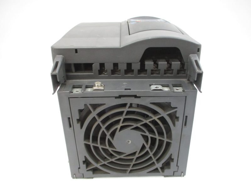 SIEMENS 6SE6436-2BD27-5CA0 380-480VAC 24A UNMP