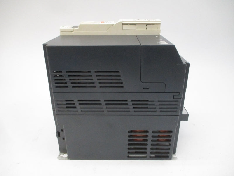 SCHNEIDER ELECTRIC ATV32HU75N4 380-500V 26.5A UNMP