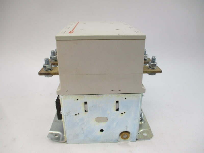 LOVATO B500400 220-240VAC/DC 700A NSNP