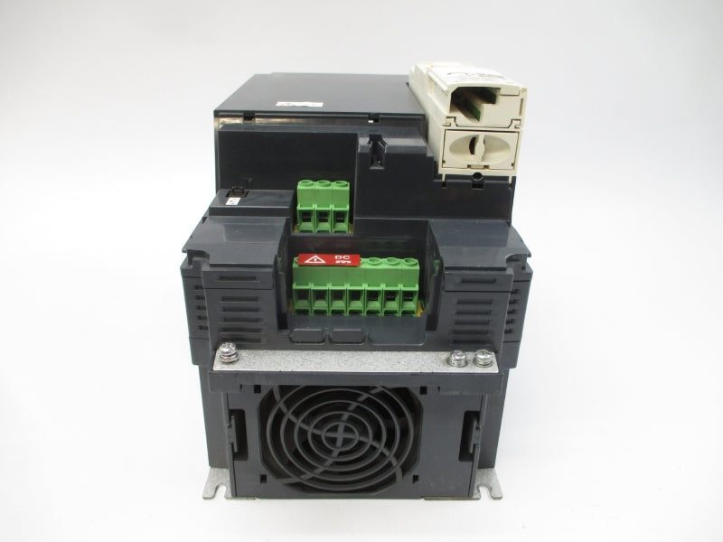 SCHNEIDER ELECTRIC ATV32HD15N4 380-500V 47.3A (NO COVER) UNMP
