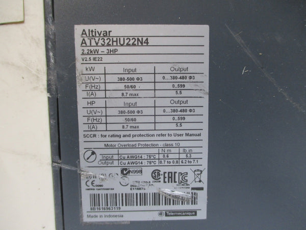 SCHNEIDER ELECTRIC ATV32HU22N4 380-500V 8.7A (NO COVER) UNMP