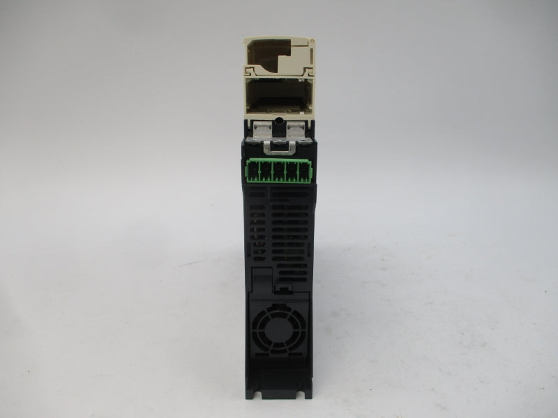 SCHNEIDER ELECTRIC ATV32H018M2 200-240V 3.4A UNMP