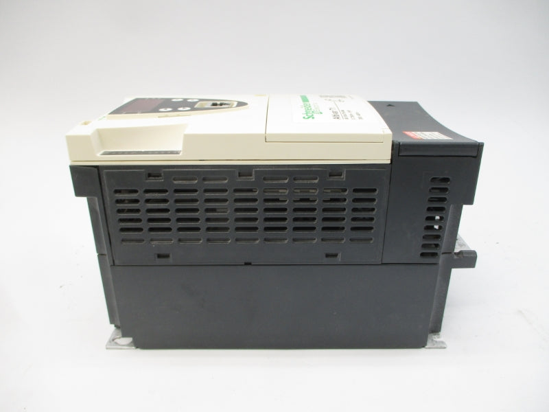 SCHNEIDER ELECTRIC ATV71H075N4Z 380-480V 3.7A UNMP