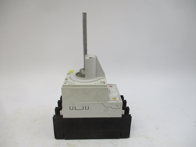 MOELLER NZM2 NZMC2-A125 690VAC 125A UNMP