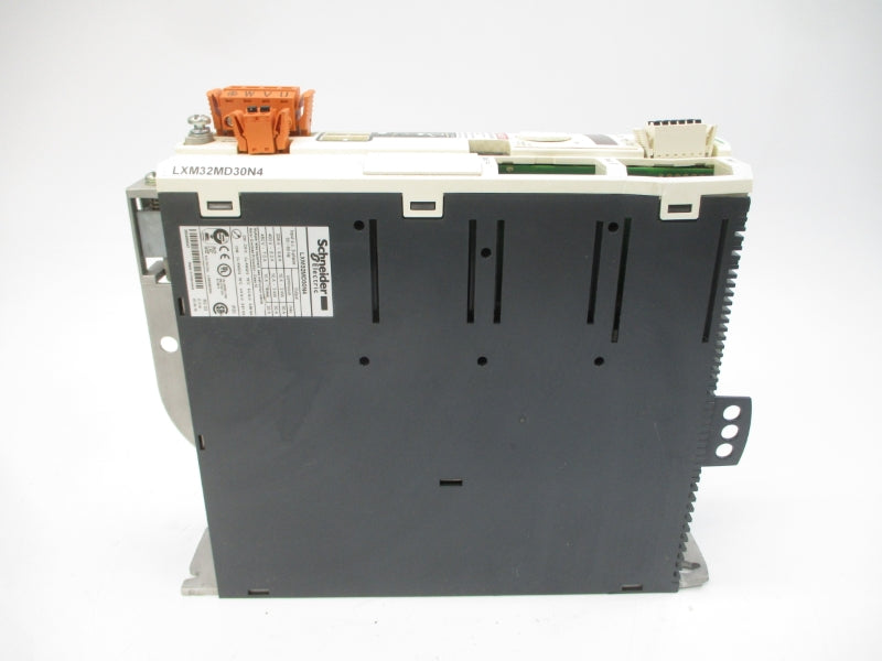 SCHNEIDER ELECTRIC LXM32MD30N4 480VAC 7.0A UNMP