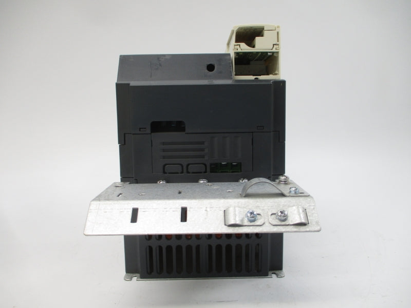 SCHNEIDER ELECTRIC ATV32HU75N4 380-500V 26.5A (AS PICTURED) UNMP