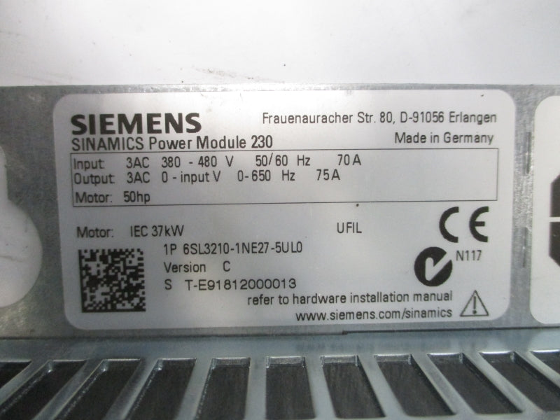 SIEMENS 6SL3210-1NE27-5UL0 380-480VAC 70A NSNP