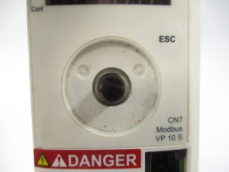 SCHNEIDER ELECTRIC LXM32AD18M2 240VAC 6A (AS PICTURED) UNMP