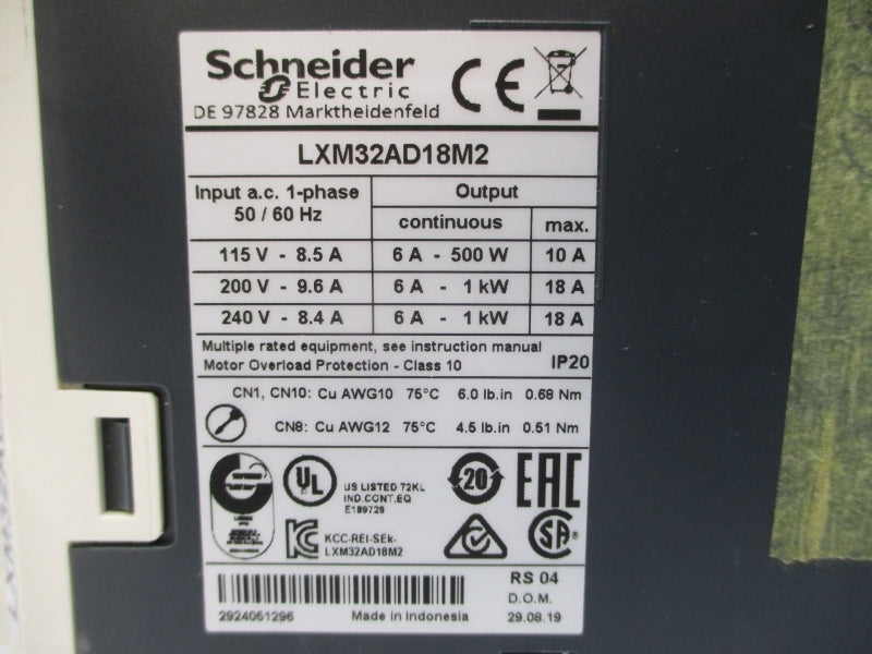 SCHNEIDER ELECTRIC LXM32AD18M2 240VAC 6A (AS PICTURED) UNMP