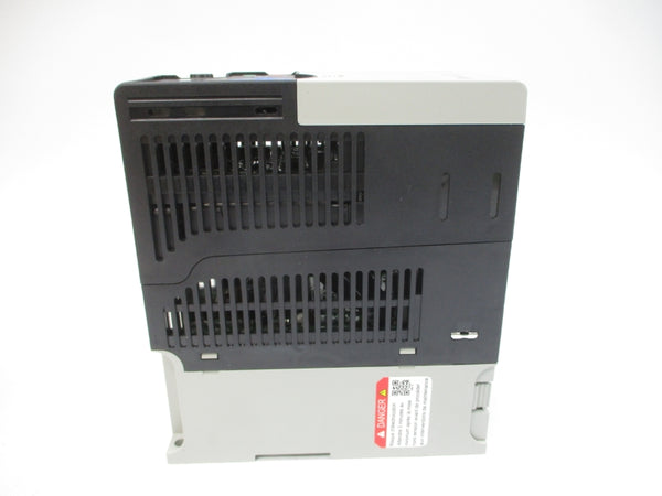 ALLEN BRADLEY 25B-V2P5N104 SER. A F/W 7.001 100-120VAC 2.5A NSMP