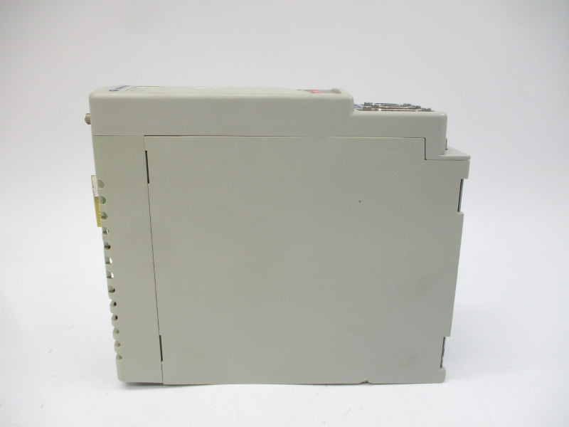 ALLEN BRADLEY 2094-AM02-S SER. A F/W 1.122 120-425VDC 0.75A UNMP